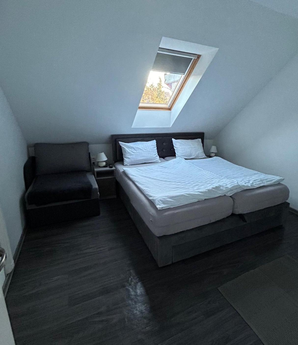 Heni Apartment Bük 外观 照片