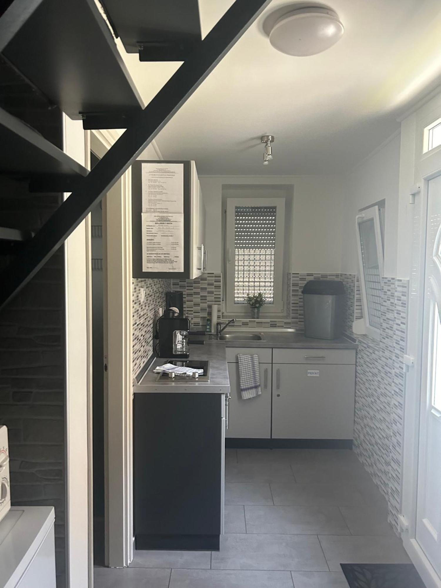 Heni Apartment Bük 外观 照片