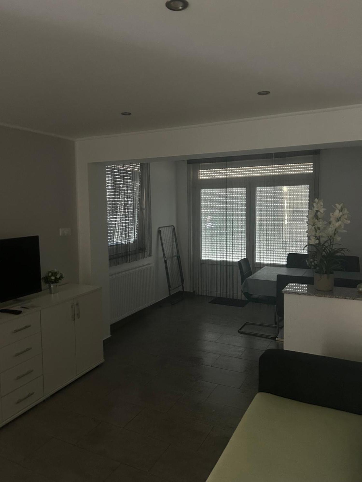 Heni Apartment Bük 外观 照片